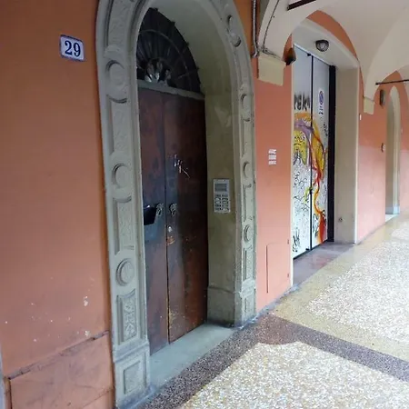 Lägenhet House Pratello 5 Bologna